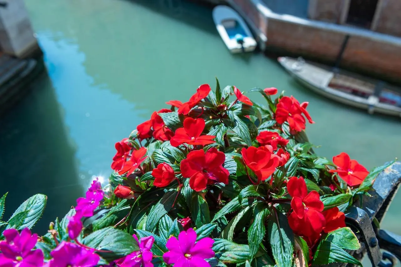 Domus Superior Hotel Venice 2*,  Italy