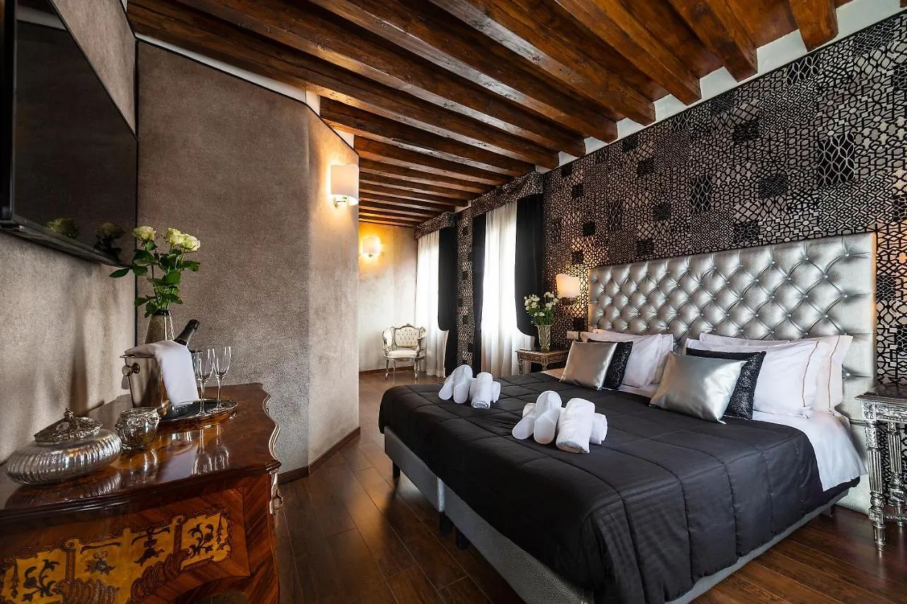 Domus Superior Hotel Venice Guest house