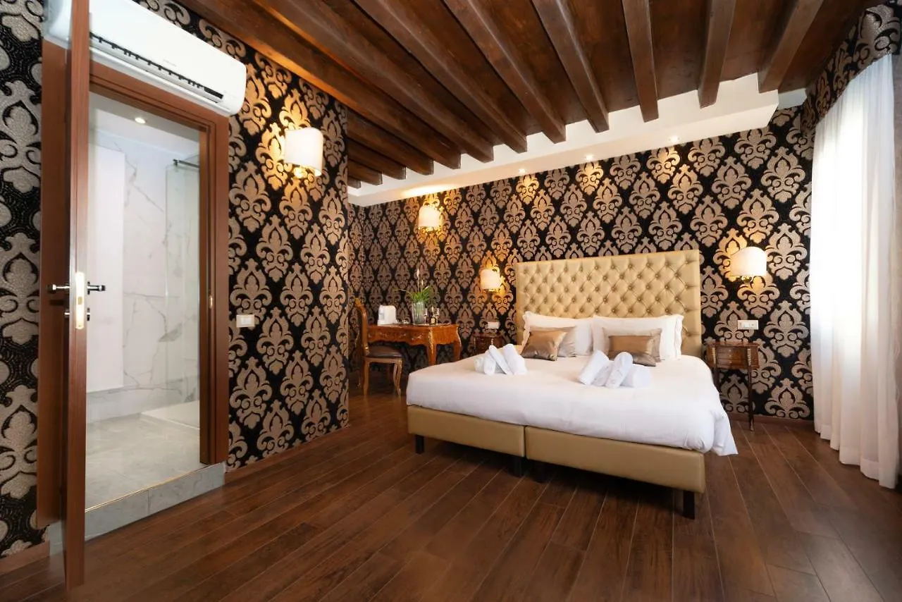 Domus Superior Hotel Venice Guest house